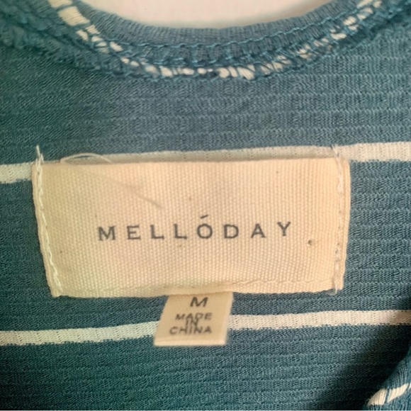 Nordstrom Mellóday double V texture midi dress sz Md - Picture 8 of 8